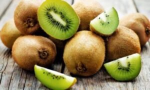 Can kiwi cultivation prove alternative to apple production in Kashmir?